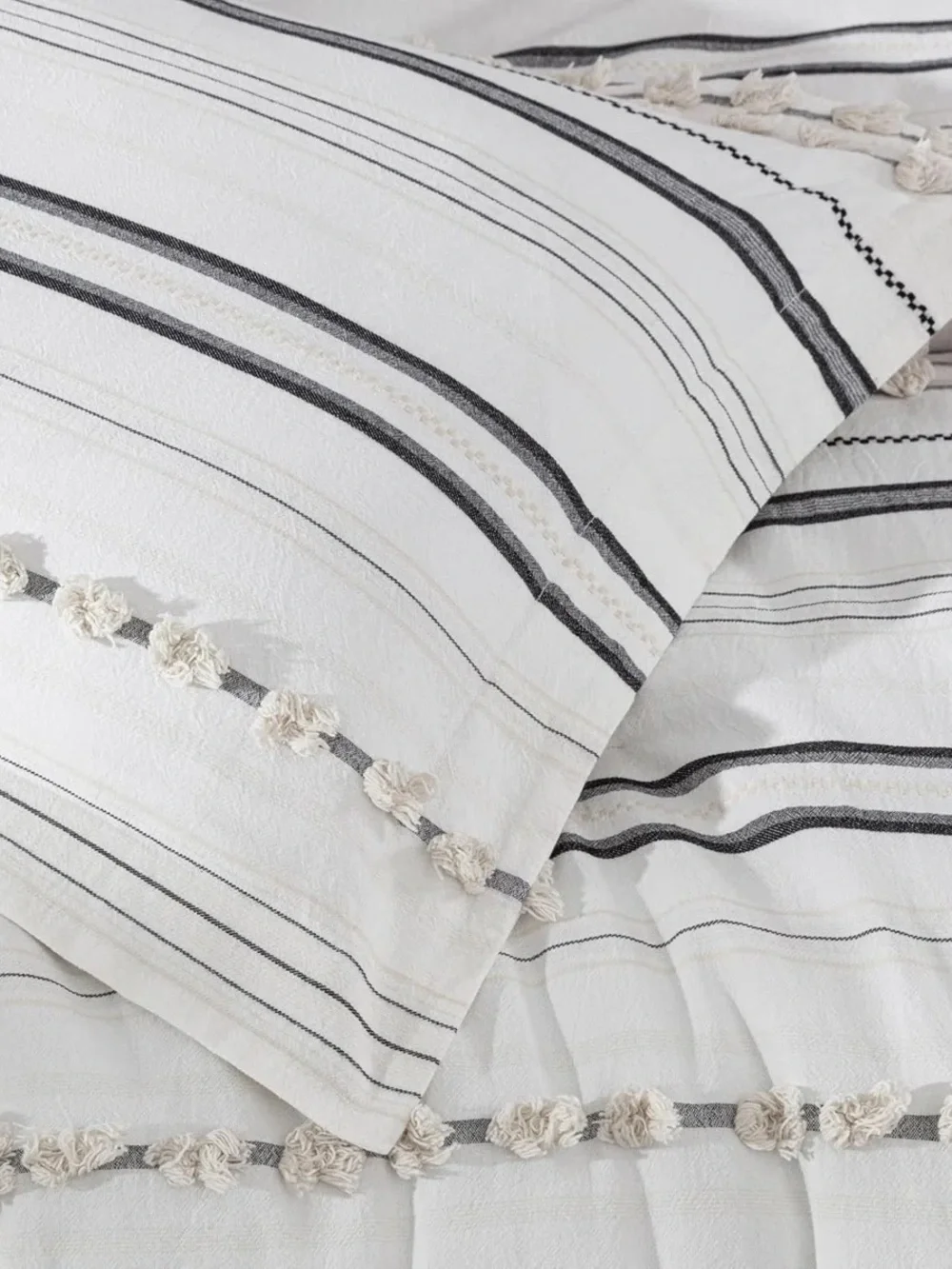 Striped Tassel Queen 3 piece duvet set 100% cotton